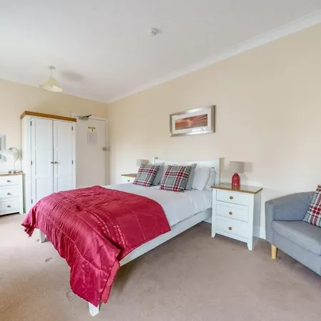 Beech Lodge Guest House-3